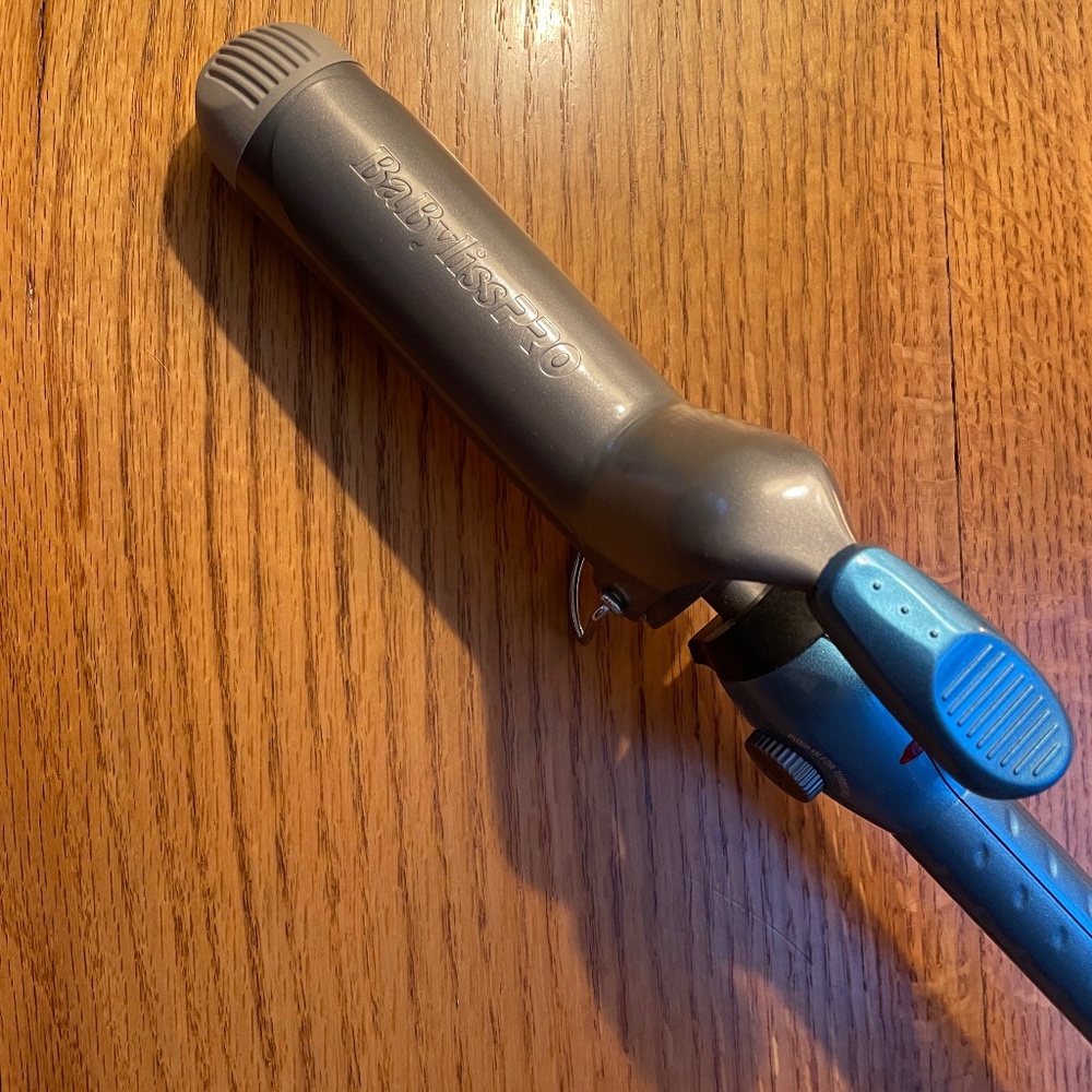 Baybliss Pro 1.5” Curling Iron